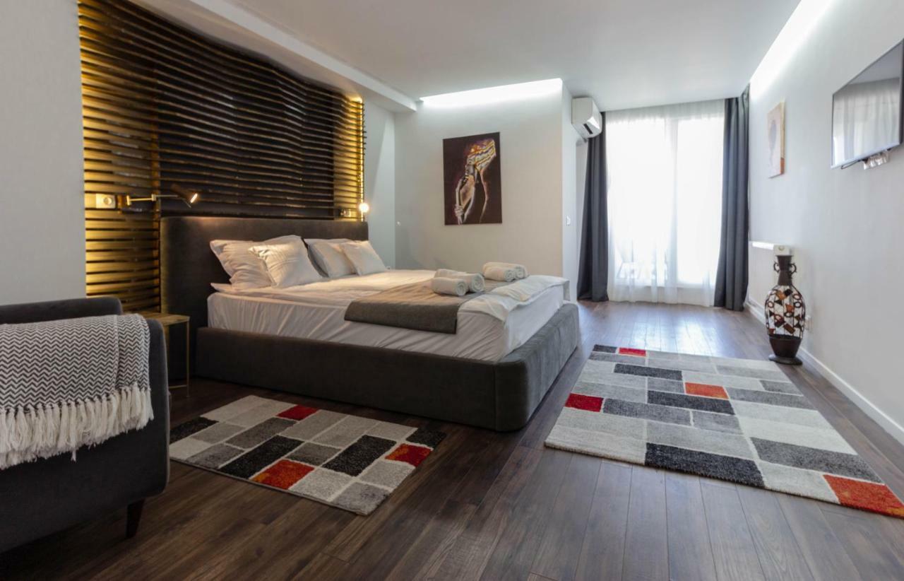 Ares Aparthotel Kluž Pokoj fotografie